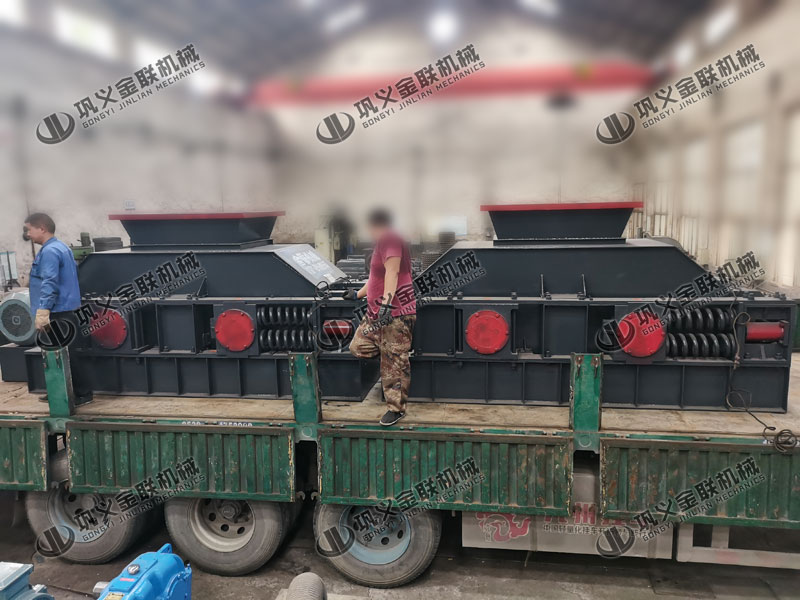 小型對(duì)輥式破碎機(jī)的價(jià)格是多少，有哪些型號(hào)可選？