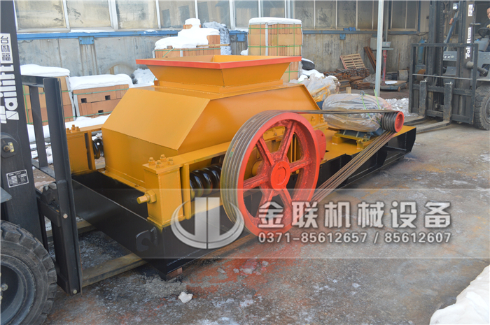 破碎陶瓷用狼牙破碎機怎么樣，購買一臺需要多少錢？