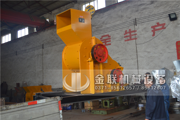 粉碎煤矸石用哪種粉碎機(jī)設(shè)備好，購(gòu)買(mǎi)一臺(tái)需要多少錢(qián)？